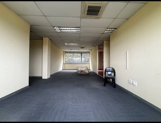 180M² OFFICE TO LET IN SHERWOOD